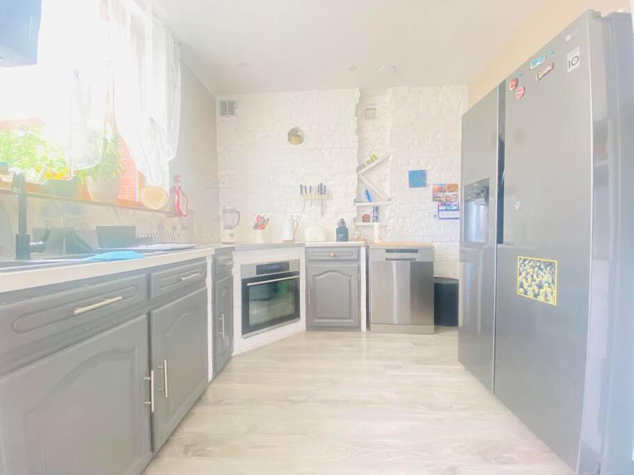 Cocon Familial Apartment Лаон Екстериор снимка